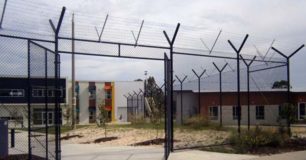 Image of Management Fence surrounding Urquhart Unit at Banksia Hill