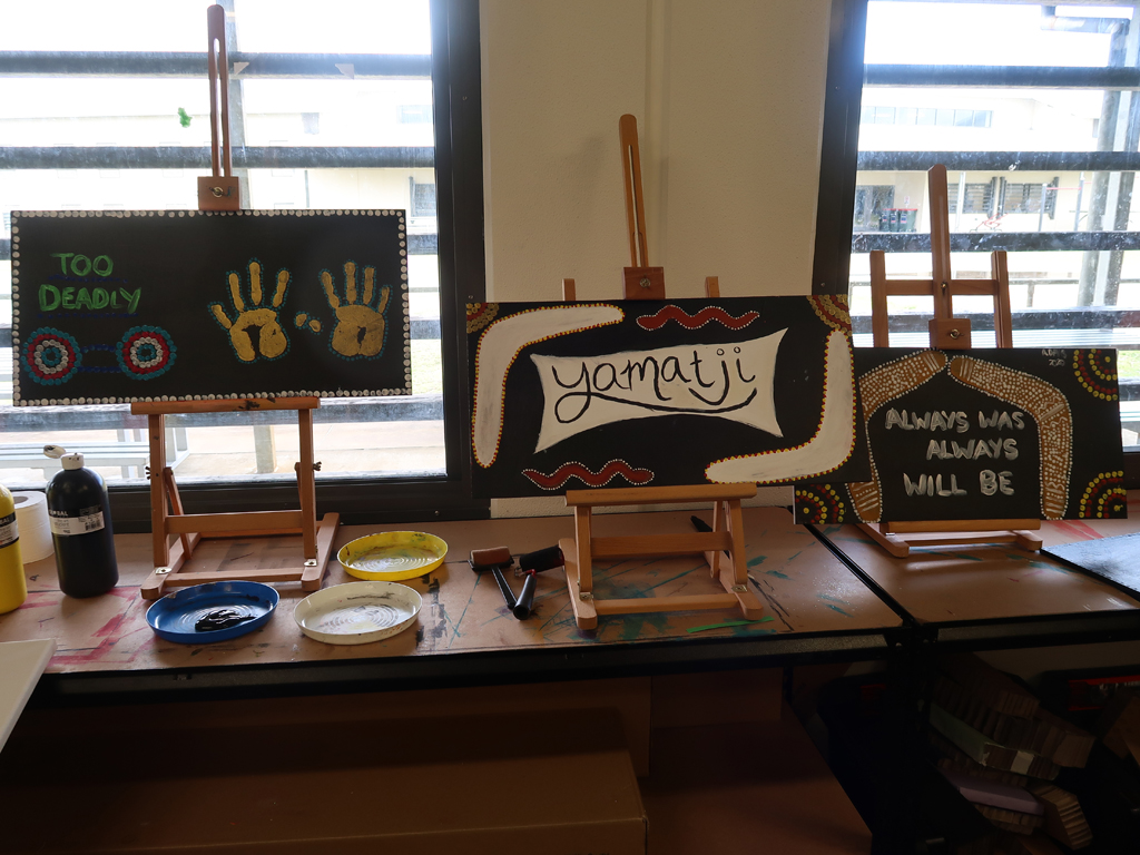 Image of Aboriginal Art made by women in class at Melaleuca Women's Prison